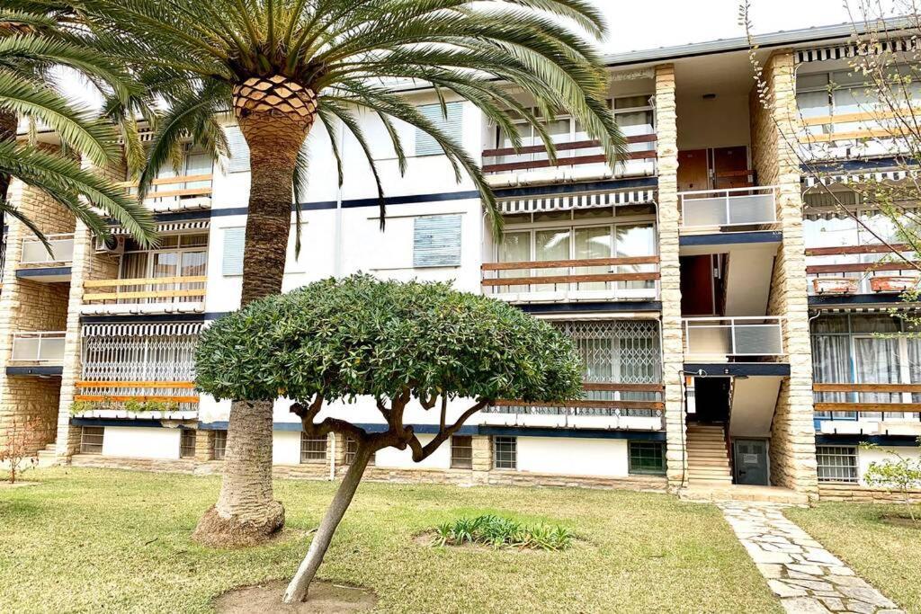 Apartmán Book Ibiza Salou Exteriér fotografie